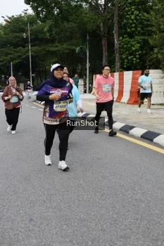 Runner Photo 4303747
