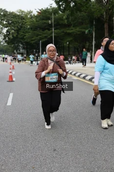 Runner Photo 4303759