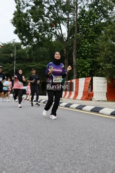 Runner Photo 4303763