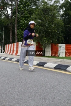 Runner Photo 4303768