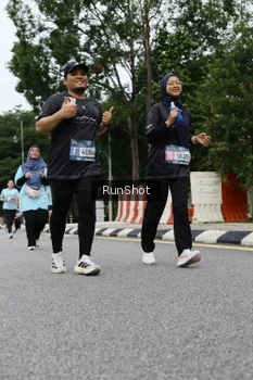 Runner Photo 4303777