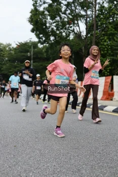 Runner Photo 4303825