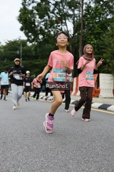 Runner Photo 4303828