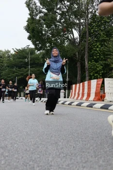 Runner Photo 4303833