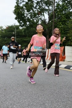 Runner Photo 4303834