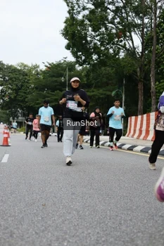 Runner Photo 4303836