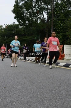 Runner Photo 4303860