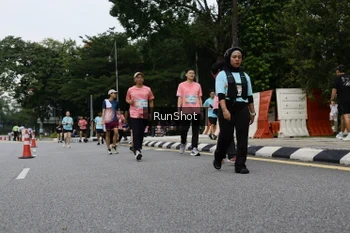 Runner Photo 4303865