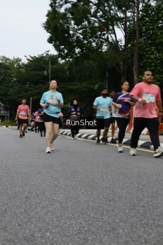 Runner Photo 4303867
