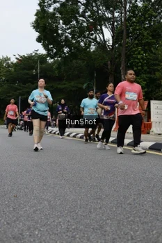 Runner Photo 4303868