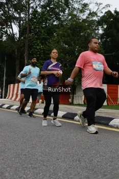 Runner Photo 4303882