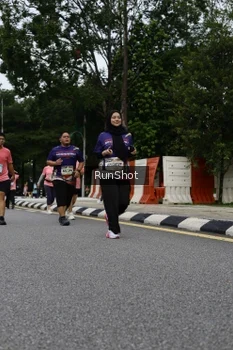Runner Photo 4303892