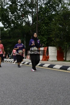 Runner Photo 4303895