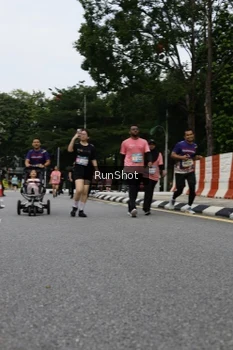 Runner Photo 4303922