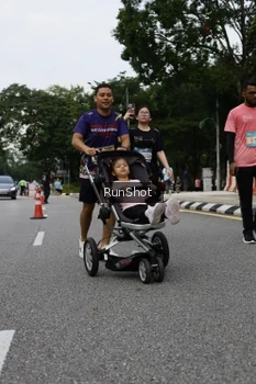 Runner Photo 4303930