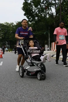 Runner Photo 4303933