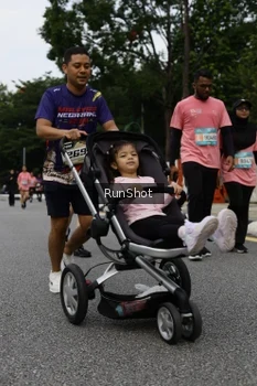 Runner Photo 4303937