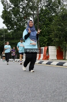 Runner Photo 4303946