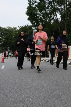 Runner Photo 4303950