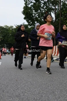 Runner Photo 4303954