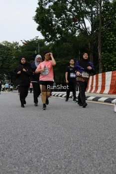Runner Photo 4303958