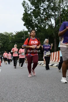 Runner Photo 4303978