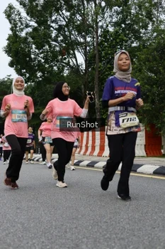 Runner Photo 4303981