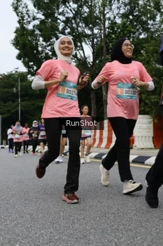 Runner Photo 4303984