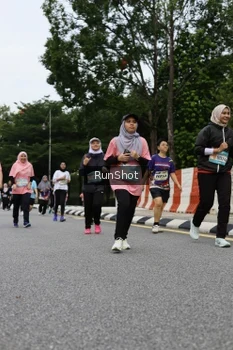 Runner Photo 4303985