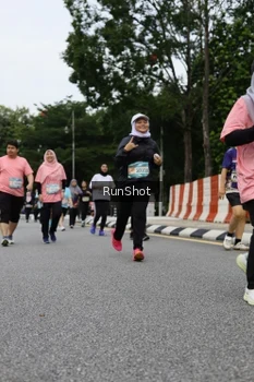 Runner Photo 4303992