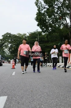 Runner Photo 4304005