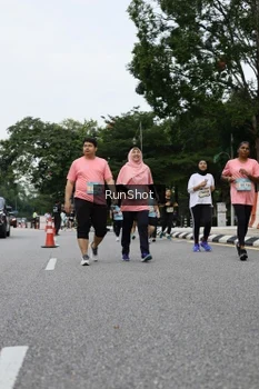 Runner Photo 4304008
