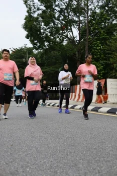 Runner Photo 4304019