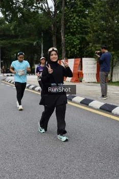 Runner Photo 4304026