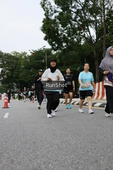 Runner Photo 4304039