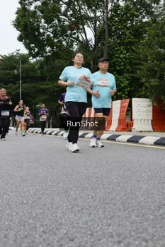 Runner Photo 4304057