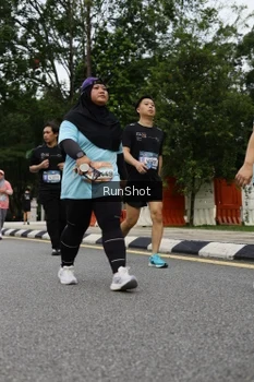 Runner Photo 4304076