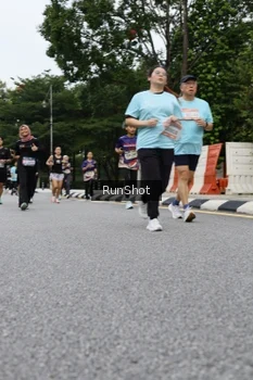 Runner Photo 4304083
