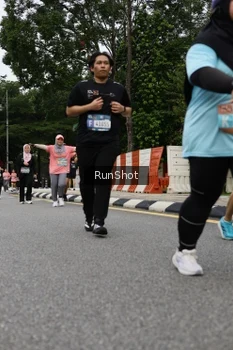 Runner Photo 4304084