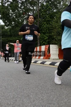 Runner Photo 4304086