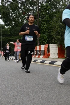 Runner Photo 4304088