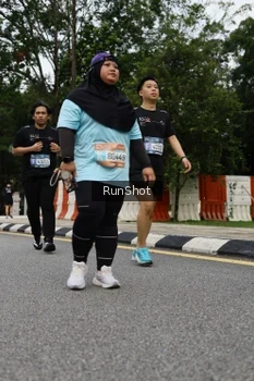 Runner Photo 4304091