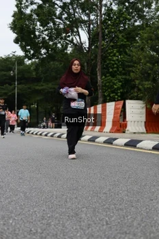 Runner Photo 4304167