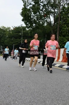 Runner Photo 4304190