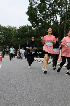 Runner Photo 4304193