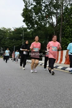 Runner Photo 4304195
