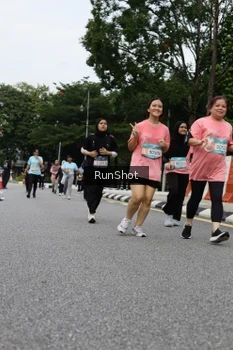 Runner Photo 4304205