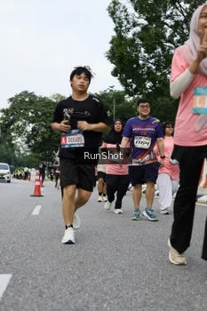 Runner Photo 4304220