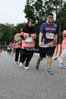 Runner Photo 4304237
