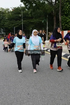 Runner Photo 4304252